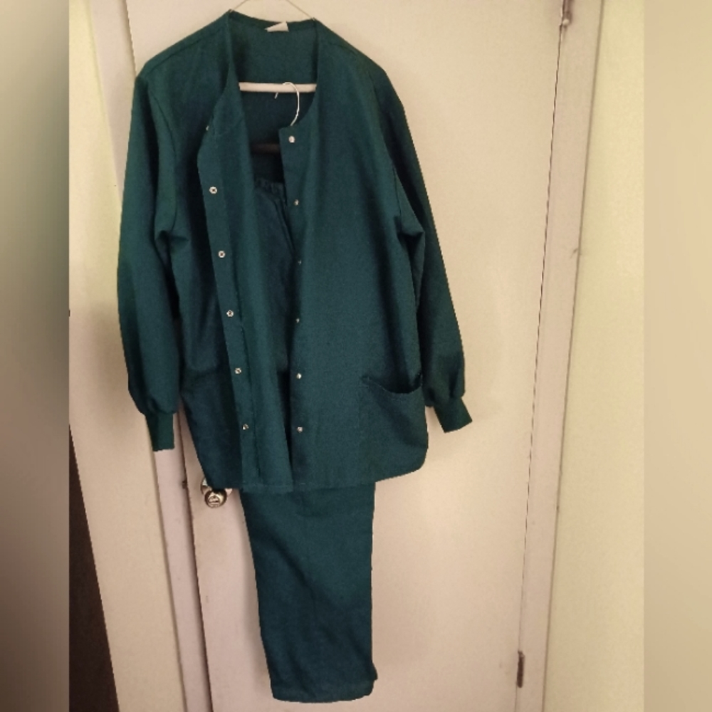 Scrub suit